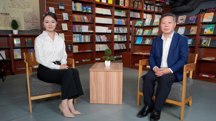 學黨史·銘初心|黃光榮：加大對全民閱讀活動支持力度 鼓勵社會力量參與閱讀設施建設