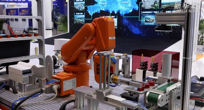 科技觸手可及 全景式探訪&ldquo;5G+工業互聯網&rdquo;