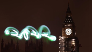 疫情高燒煙花冷 歐洲這個新年有點(diǎn)難