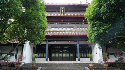 在千年書院 聽他們說(shuō)書中的風(fēng)景