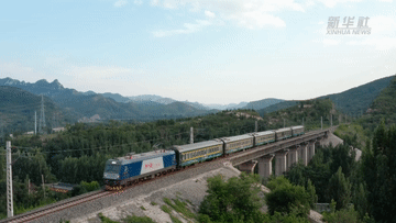 山東：公益小火車變身&ldquo;移動(dòng)課堂&rdquo;