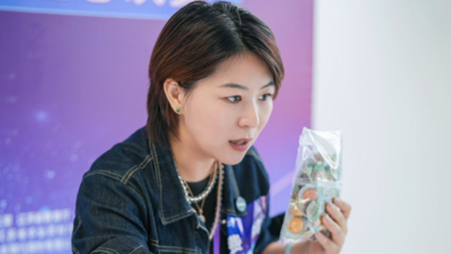 數字賦能30年·女性人物故事|費婧