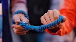 一根細繩,引出視障者奔跑的路