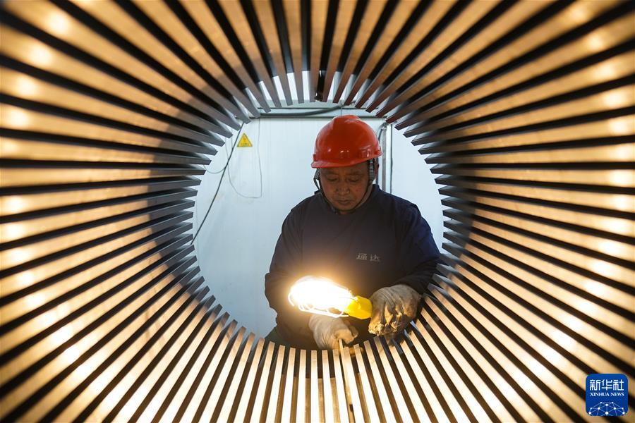 (鏡觀中國·新華社國內新聞照片一周精選)(14)專精特新“小巨人”企業生產忙