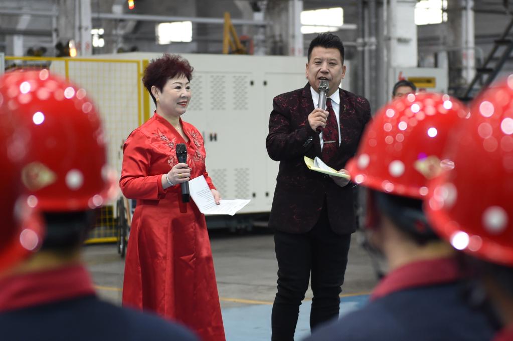 追夢&ldquo;老男孩&rdquo;和他的農民工俱樂部