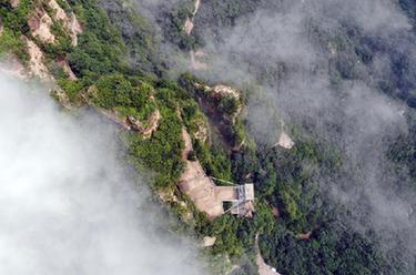 河北承德:興隆山云海