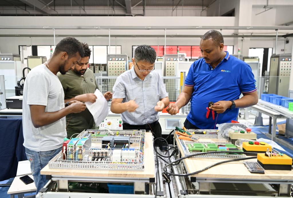 非洲留學生在華求取&ldquo;職教經(jīng)&rdquo;