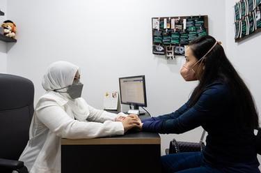 希望讓更多人了解、接受中醫&mdash;&mdash;馬來西亞馬來族中醫師阿米拉的圓夢之路