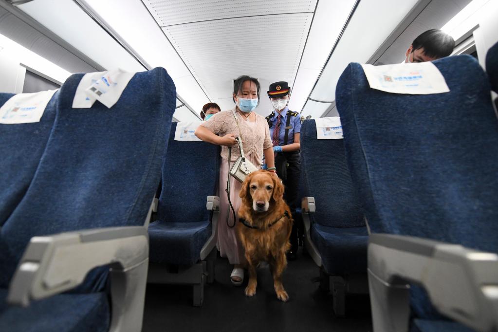 鏡觀中國&middot;新華社國內(nèi)新聞?wù)掌恢芫x