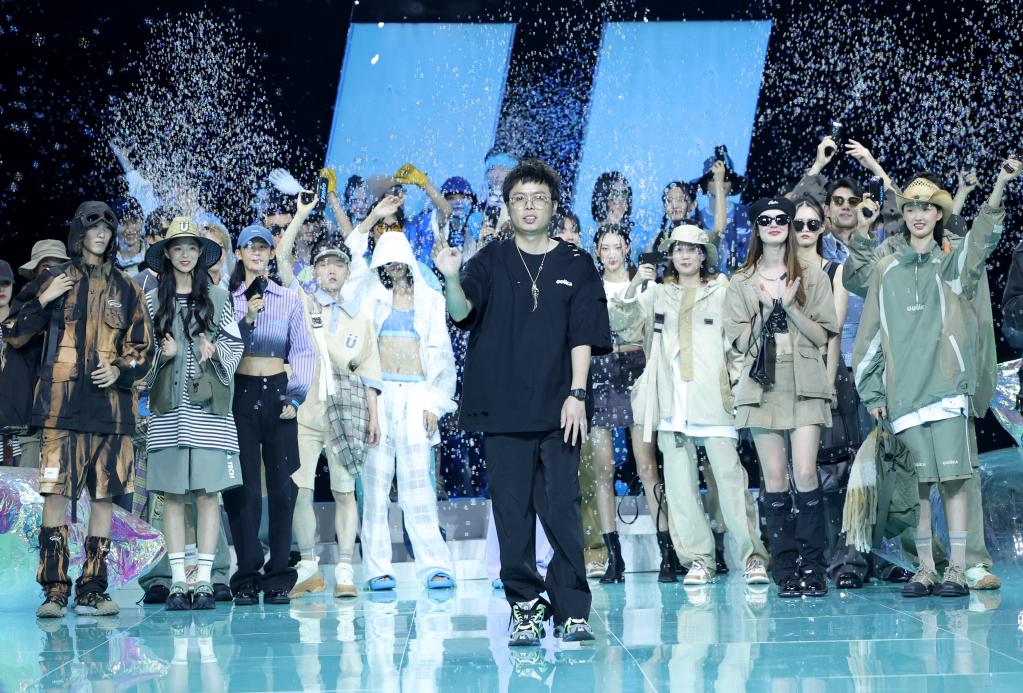 &ldquo;GUUKA&middot;陳楓捷&rdquo;時裝發布會在京舉行