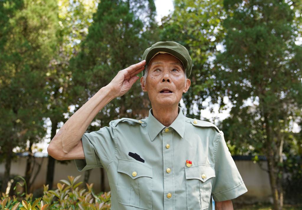 新華全媒+丨一個人、一家人、一村人——守護英烈的三個故事