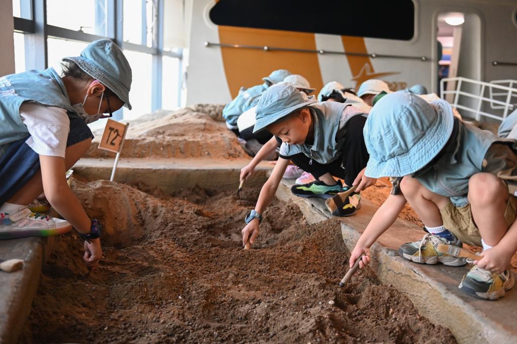 杭州:假期體驗社會職業