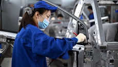 新華全媒+丨安徽蕪湖：新能源汽車產業駛入&ldquo;快車道&rdquo;