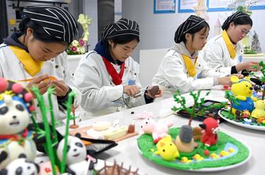 陜西藍(lán)田:培養(yǎng)現(xiàn)代“勺勺客”助力就業(yè)