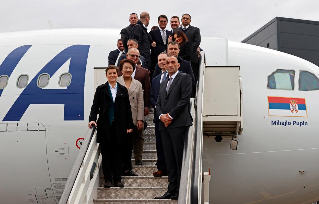 塞爾維亞總理:貝爾格萊德至天津直航加強塞中經(jīng)濟聯(lián)系