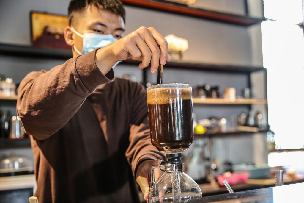 海南澄邁：返鄉大學生助力鄉村振興