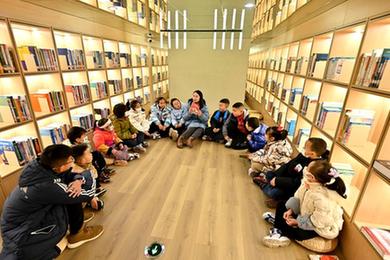 湖北恩施:老街建書吧 新春墨香來