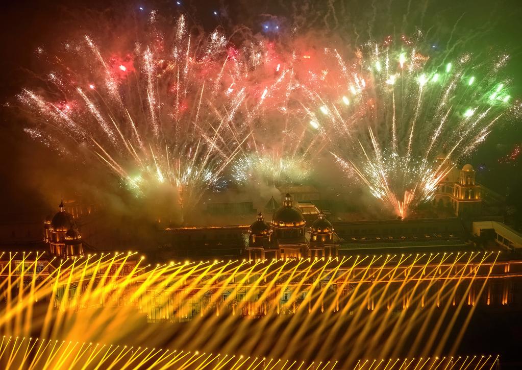 福建福州:煙花璀璨迎新年