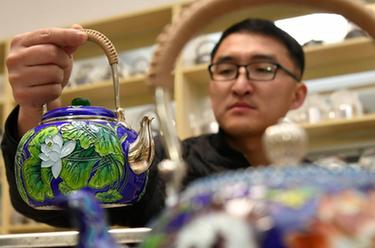 河北滄縣：傳統銀器制作&ldquo;敲&rdquo;開致富門