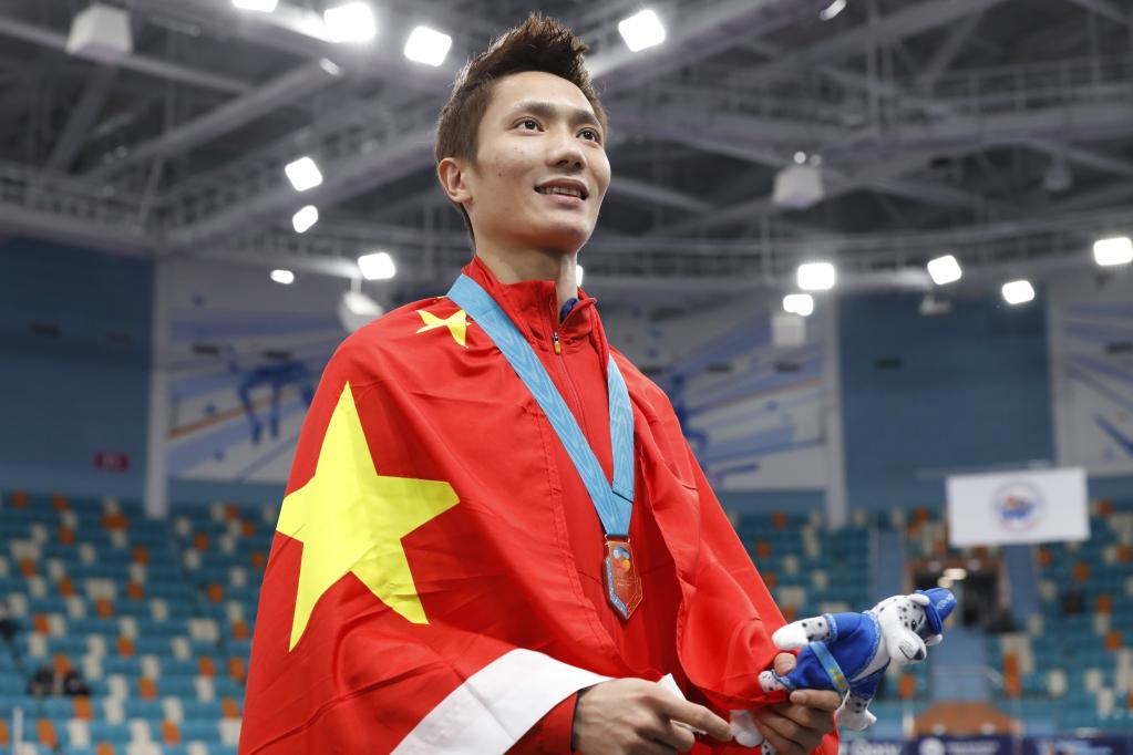 田徑——室內(nèi)亞錦賽:男子三級(jí)跳遠(yuǎn)頒獎(jiǎng)儀式