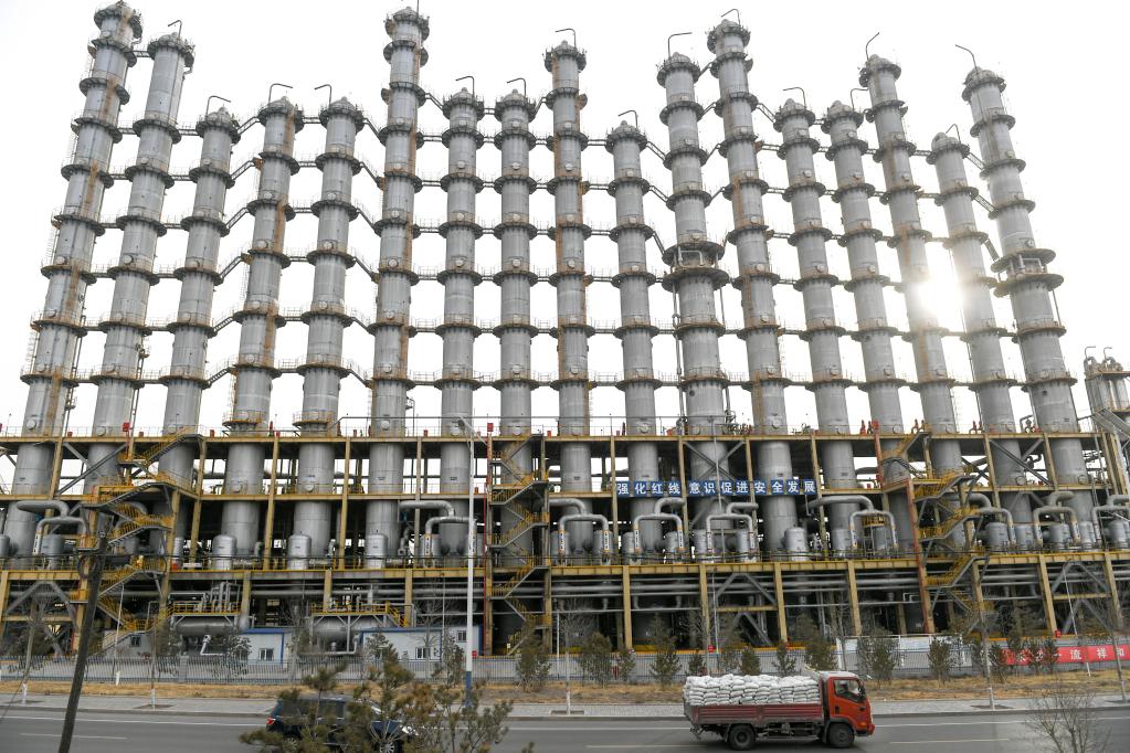 內(nèi)蒙古包頭:硅材料生產(chǎn)加工忙