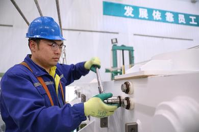 強信心&middot;開新局丨不負好春光 生產建設忙