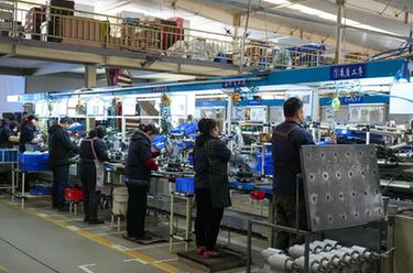 山東文登：外貿企業新春生產忙