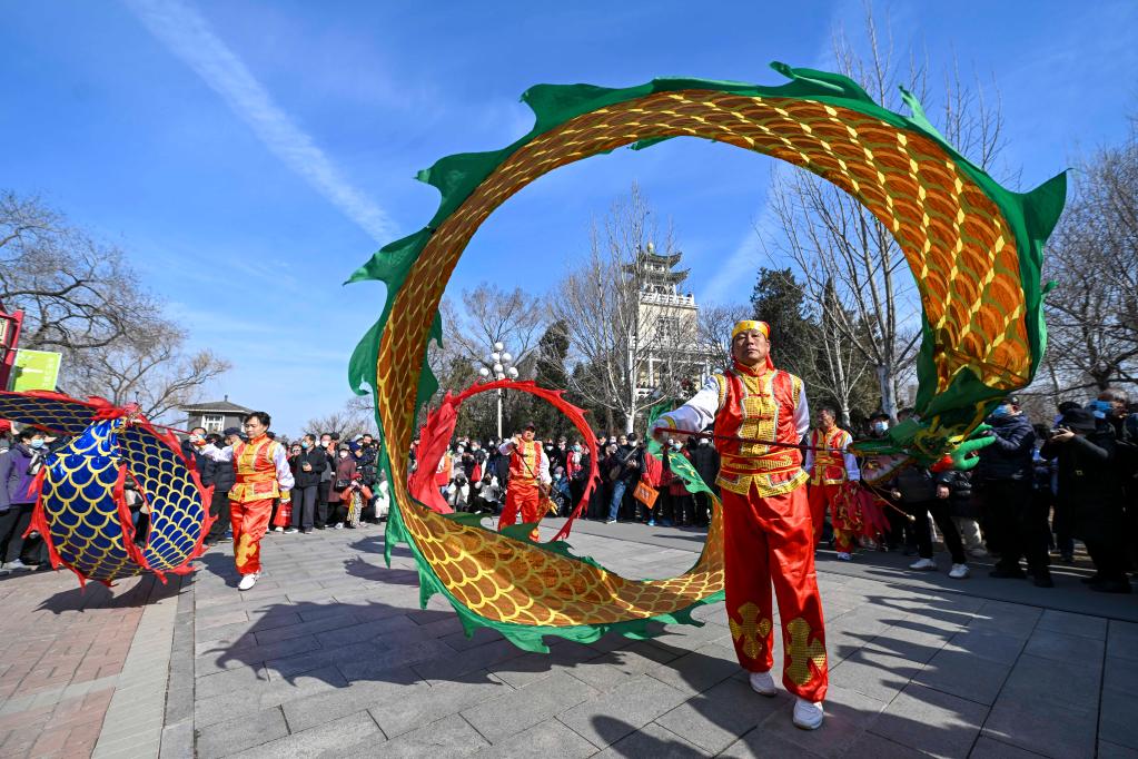 新華全媒+丨特色民俗活動迎&ldquo;春龍&rdquo;