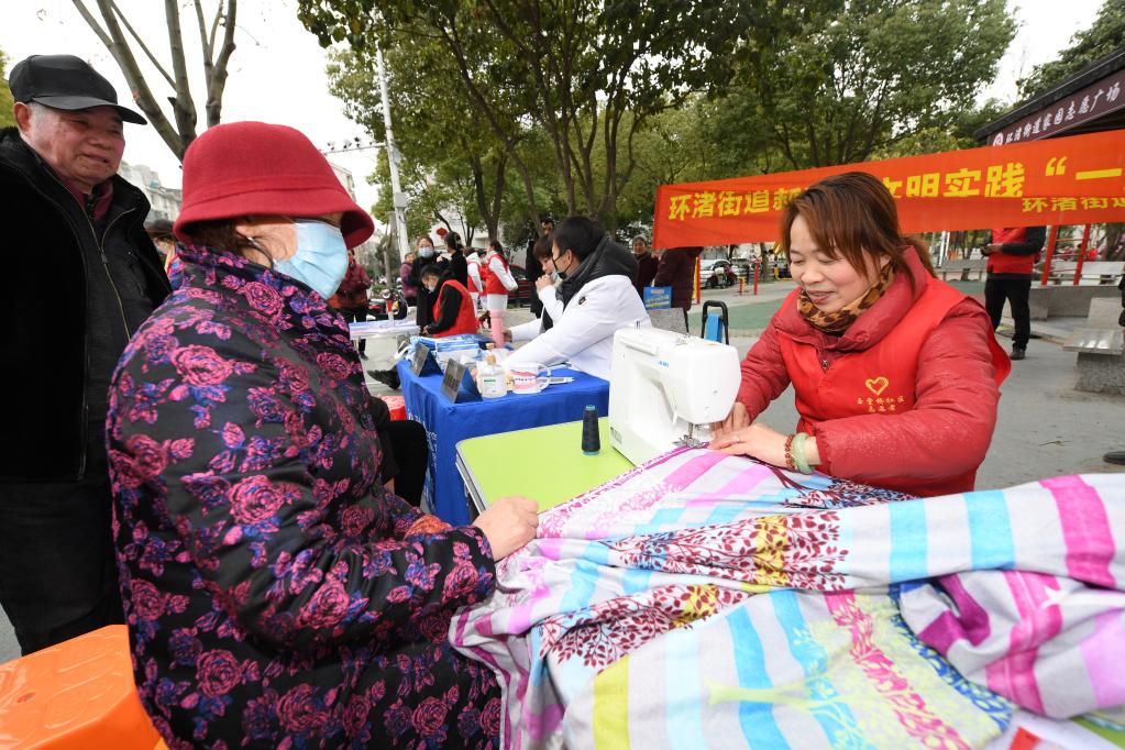 &ldquo;一元&rdquo;服務(wù)站：著眼細(xì)微辦實(shí)事