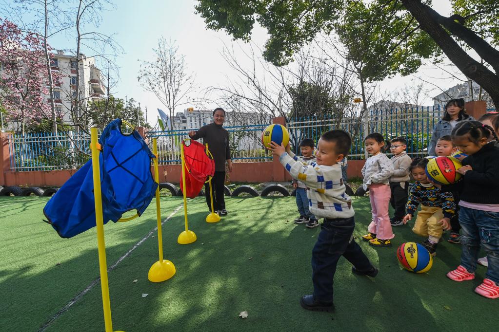 浙江嘉興：推進&ldquo;惠民生、暖民心&rdquo;社區&ldquo;一老一幼&rdquo;特色服務