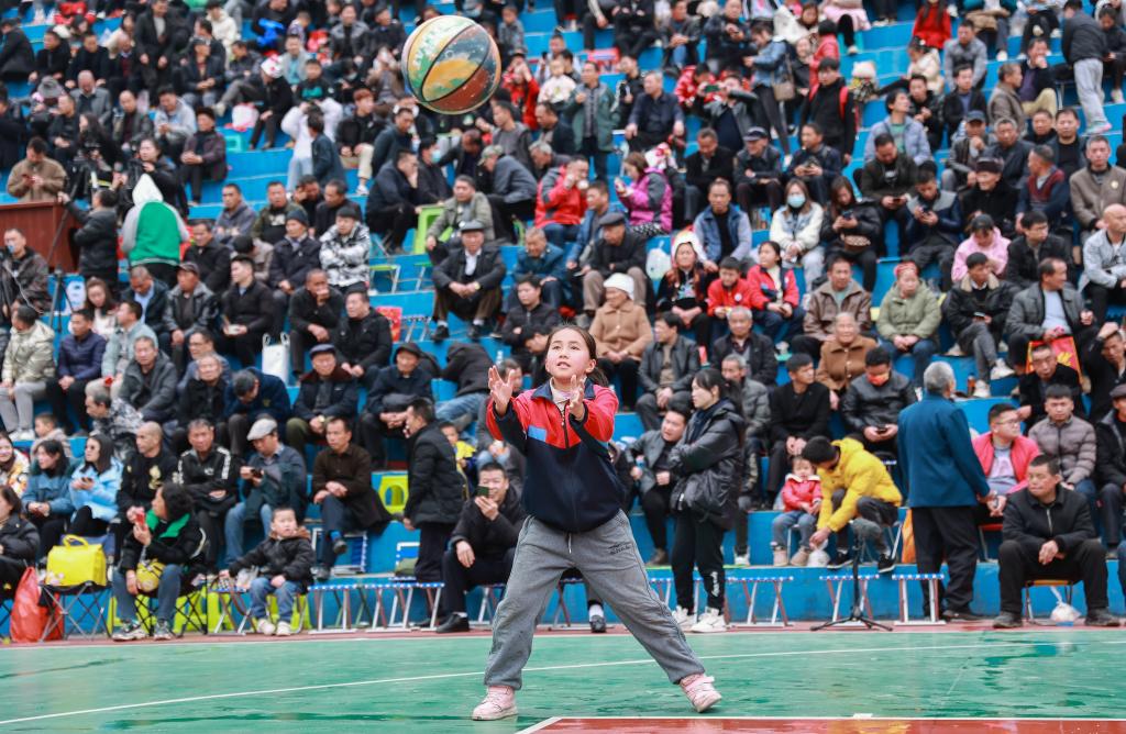 新華全媒+丨燃爆全場!&ldquo;村BA&rdquo;總決賽完美收官