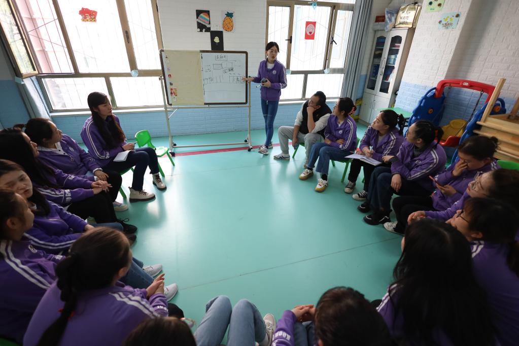 &ldquo;付出不求回報&rdquo;&mdash;&mdash;與特教老師一起關愛孤獨癥兒童