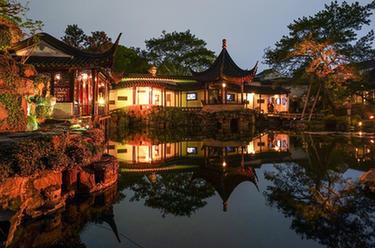 傳統演藝點亮園林&ldquo;夜游&rdquo;