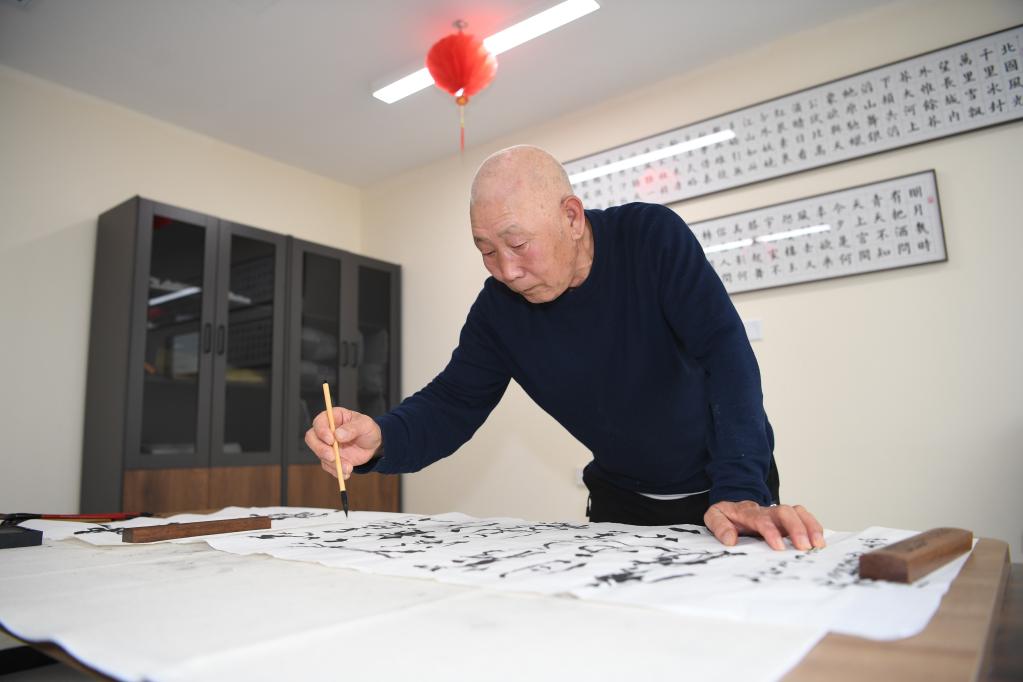 雄安新區(qū):“養(yǎng)老驛站”托起回遷安置群眾幸福晚年