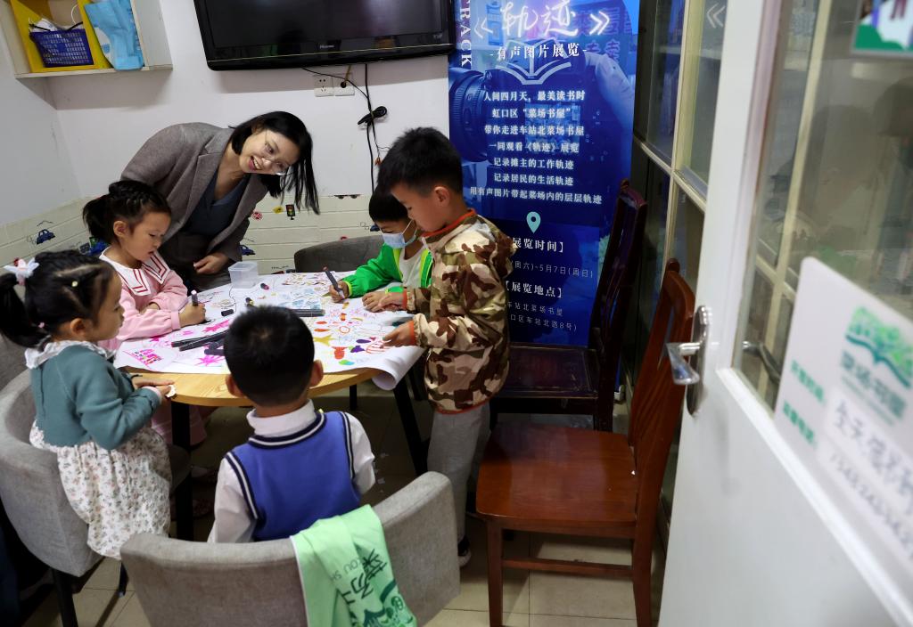 上海虹口：讓閱讀&ldquo;點亮&rdquo;菜場