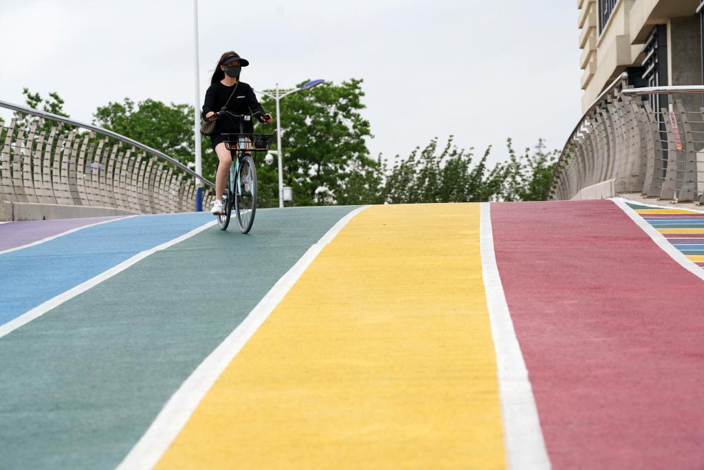 高質(zhì)量發(fā)展調(diào)研行丨江蘇無(wú)錫:太湖魚(yú)市碼頭變身城市濕地公園