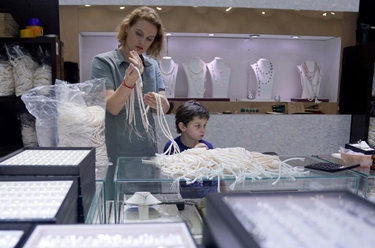 &ldquo;珍珠之都&rdquo;產銷兩旺