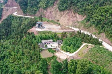 四生&middot;兩師&middot;一學校