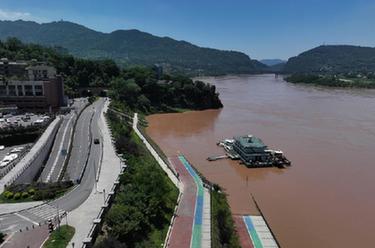 重慶北碚:嘉陵江入汛以來最大洪峰過境重慶