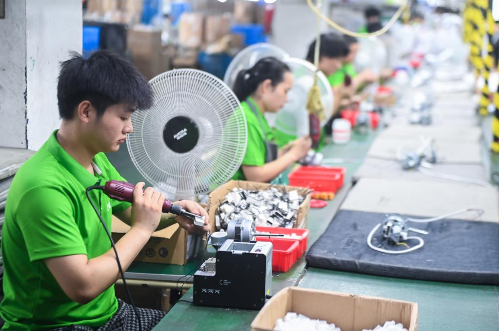 浙江慈溪：&ldquo;清涼電器&rdquo;出口增速迅猛 生產企業訂單火爆