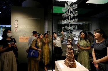 &ldquo;長江與海洋文明&middot;考古文物精品展&rdquo;在滬開幕
