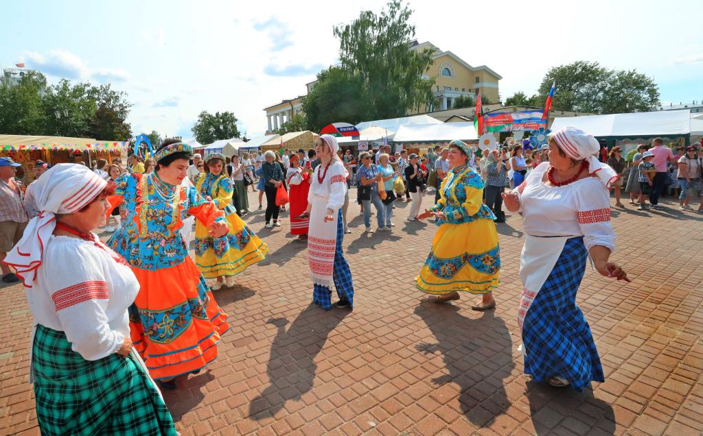 &ldquo;斯拉夫巴扎&rdquo;的街頭藝術