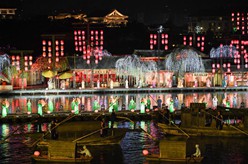 河南開封：《大宋&middot;東京夢華》實景劇受青睞