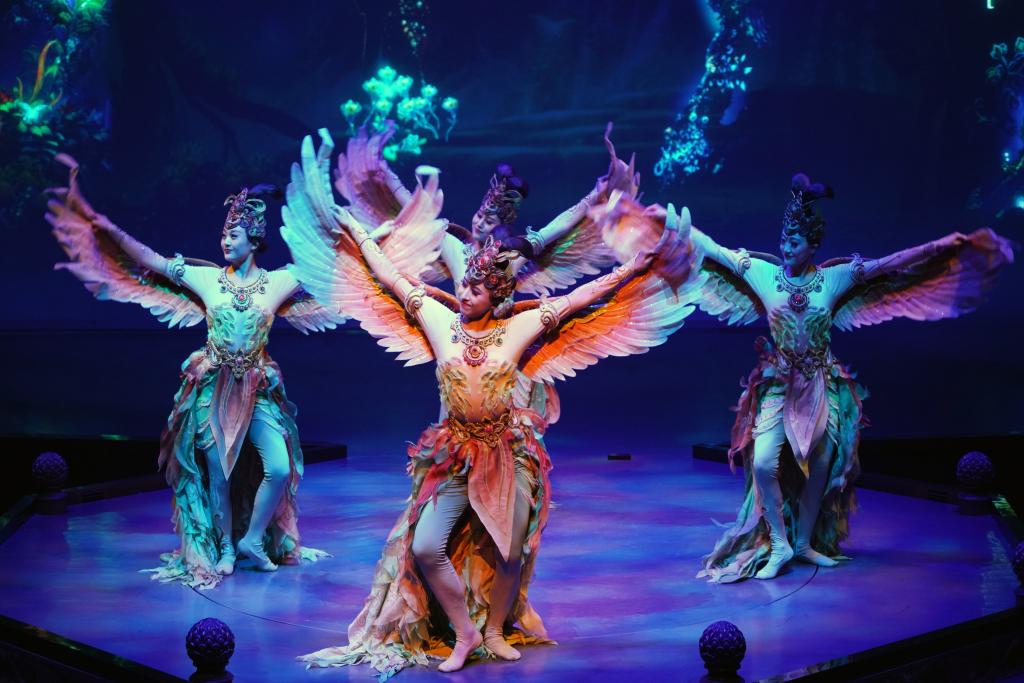 新華全媒+｜四劇&ldquo;同臺&rdquo;打造敦煌文化視覺盛宴&mdash;&mdash;《樂動敦煌》