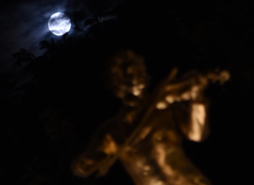 &ldquo;超級月亮&rdquo;現(xiàn)身天宇