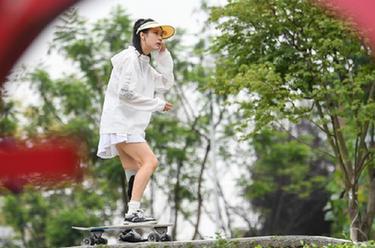 &ldquo;閃光女孩&rdquo;胡月：熱愛運動是一件很酷的事