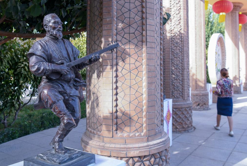 新疆喀什：援疆助力民族樂器&ldquo;聲聲不息&rdquo;