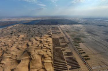 內(nèi)蒙古達(dá)拉特旗：金沙如海翻&ldquo;藍(lán)浪&rdquo;