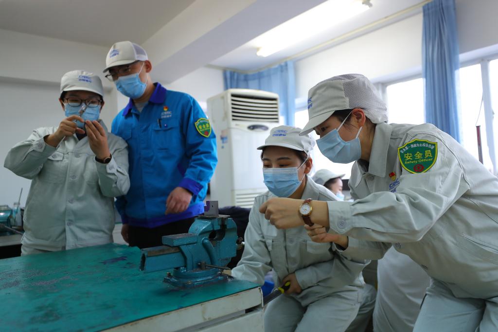 柯曉賓：匠心堅守 調試中國高鐵&ldquo;神經元&rdquo;