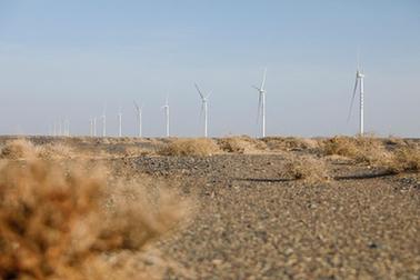 甘肅酒泉：戈壁電網(wǎng)&ldquo;穩(wěn)壓器&rdquo;開(kāi)工建設(shè)助力綠電消納